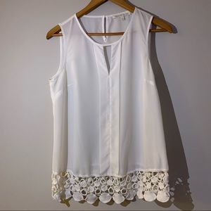 Daniel Rainn White tank with crocheted bottom